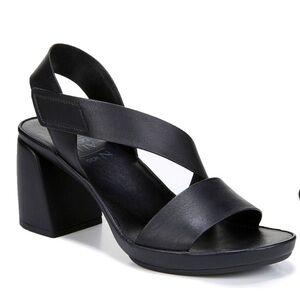 NATURALIZER Genn-Skip Womens Leather Ankle Strap Heels in black